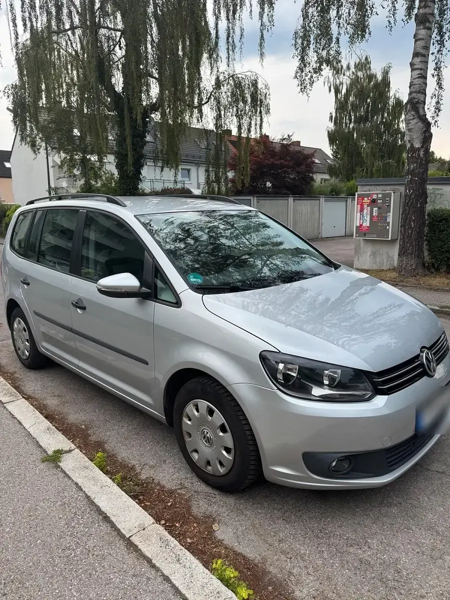 Gebraucht VW Touran 105 PS (77 kW) 2015 Silber Van / Kleinbus