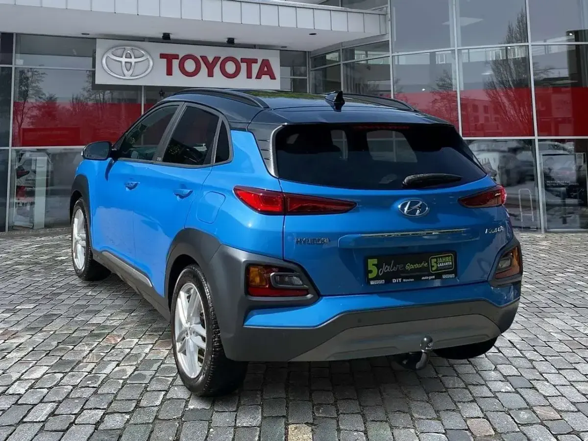 Gebraucht Hyundai Kona Premium 177 PS (130 kW) 2020 Blue lagoon / phantom black / mic (metallic) SUV
