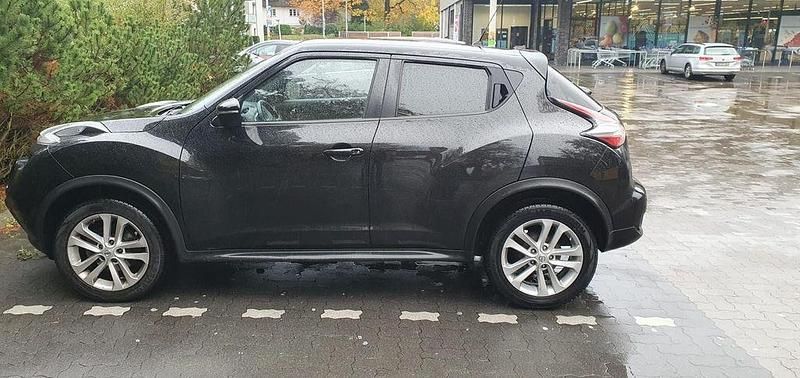 Gebraucht Nissan Juke Acenta 116 PS (85 kW) 2016 Schwarz SUV