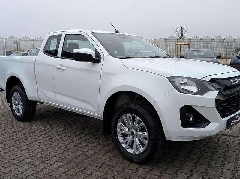 Neu Isuzu D-Max 163 PS (119 kW) 2026 Splash white Van / Kleinbus