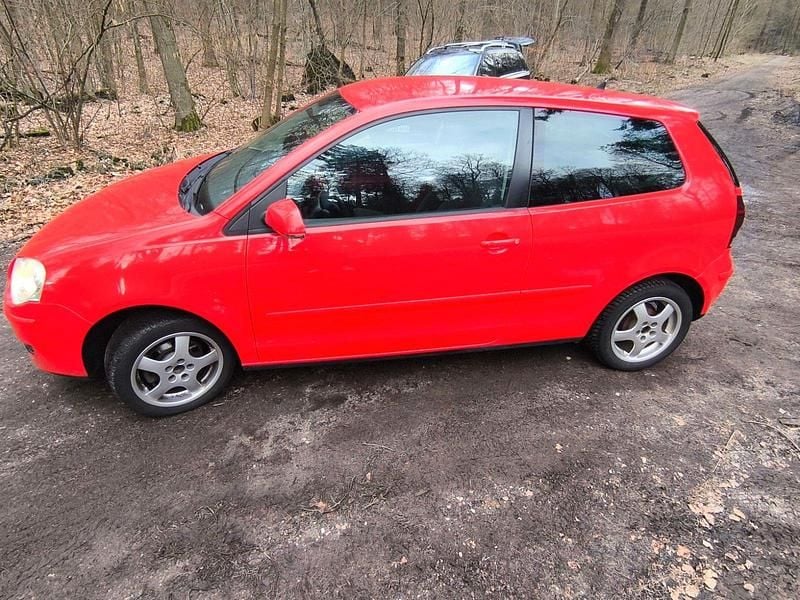 Gebraucht VW Polo Trendline 80 PS (58 kW) 2008 Rot Kleinwagen