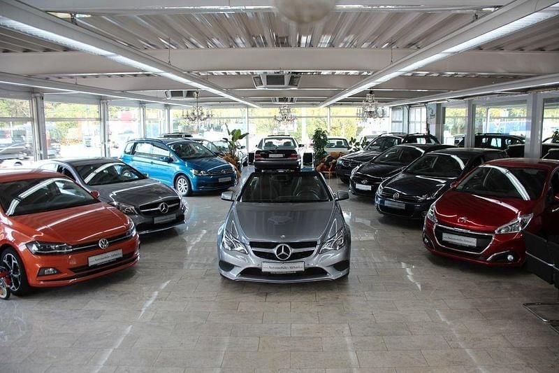 Silber Gebraucht 2014 Mercedes E200 Cabrio | 16.990 € (Guter Preis) - Bild 1/4