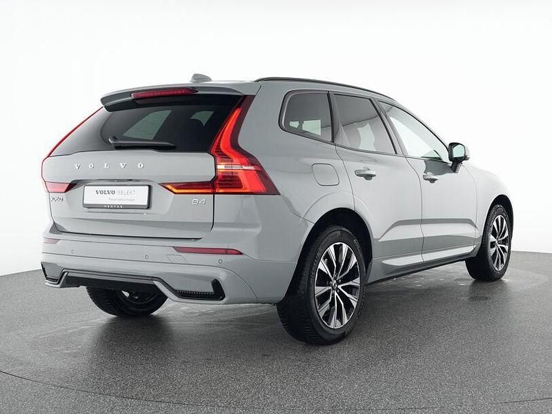 Gebraucht Volvo XC60 Plus 197 PS (144 kW) 2024 Vapour grey / SUV