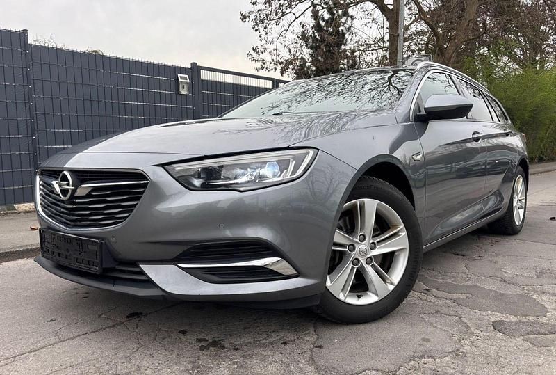 Gebraucht Opel Insignia Innovation 170 PS (125 kW) 2018 Grau Kombi