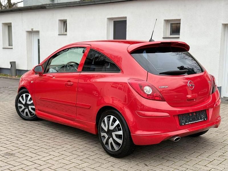 Gebraucht Opel Corsa 150 PS (110 kW) 2009 Rot Kleinwagen
