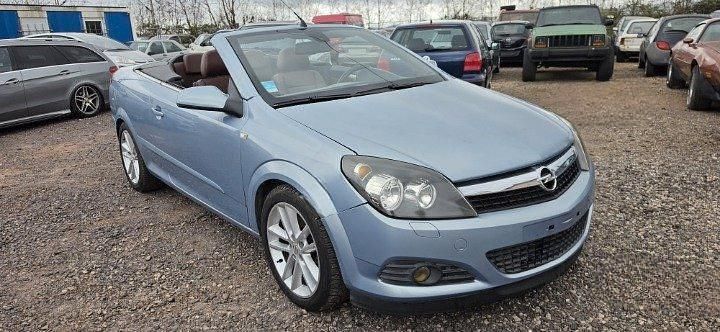 Gebraucht Opel Astra Cabriolet 150 PS (110 kW) 2009 Grau Cabrio