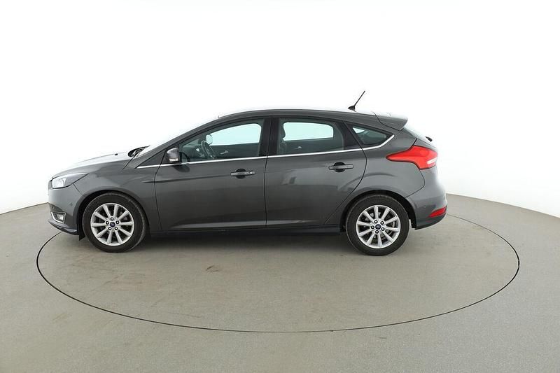Gebraucht Ford Focus Titanium 125 PS (91 kW) 2016 Grau Limousine