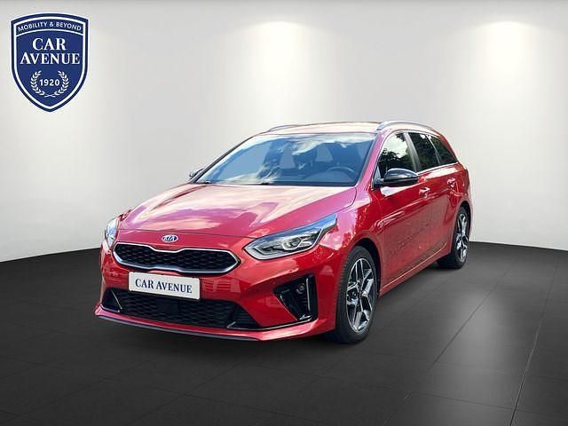 Rot Gebraucht 2021 Kia Ceed Sportswagon GT-Line Kombi | 17.990 € (Teuer) - Bild 1/4