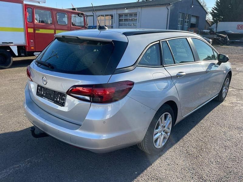 Gebraucht Opel Astra Edition 105 PS (77 kW) 2021 Silber Kombi