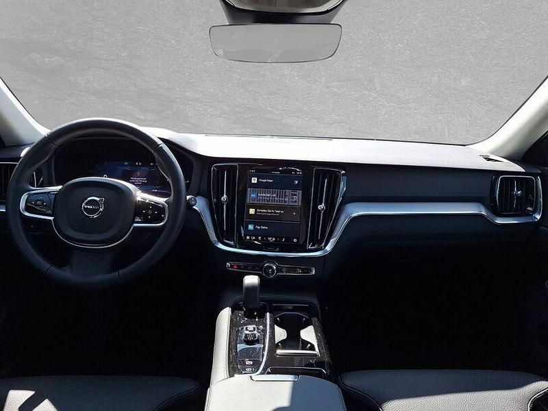 Gebraucht Volvo V60 Plus 398 PS (292 kW) 2024 Andere Kombi