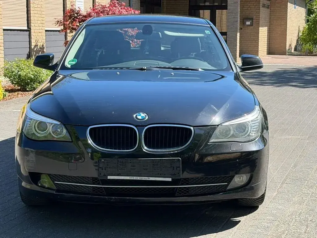 Second-hand BMW 520 177 CP (130 kW) 2009 Negru Break