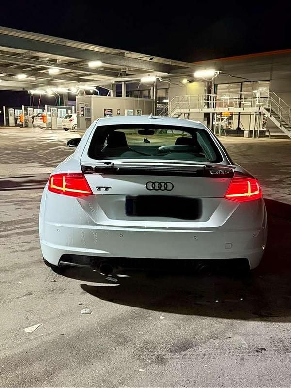 Gebraucht Audi TT S-Line 179 PS (131 kW) 2016 Weiß Coupé