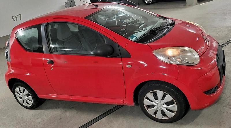 Gebraucht Citroën C1 60 PS (44 kW) 2009 Rot Kleinwagen