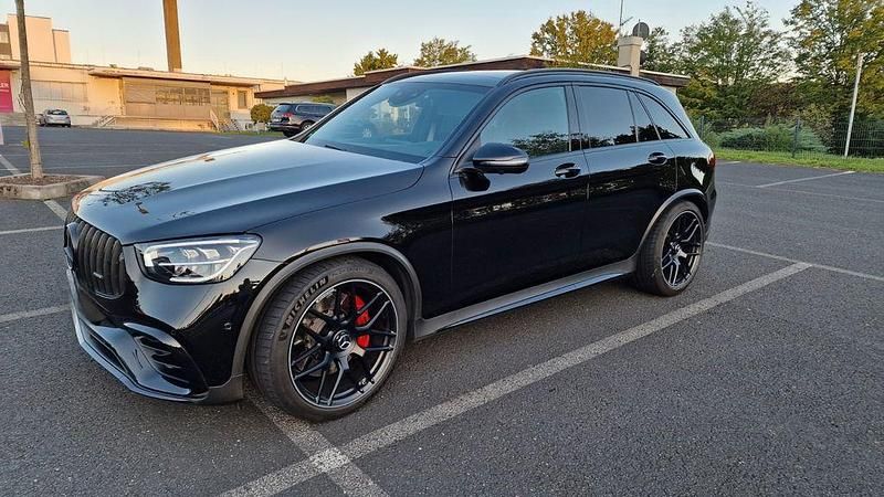 Schwarz Gebraucht 2022 Mercedes GLC63 AMG AMG SUV | 75.000 € - Bild 1/4
