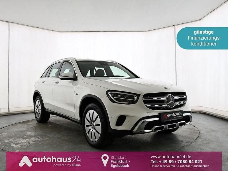 Weiß Gebraucht 2021 Mercedes GLC300e SUV | 33.970 € (Superpreis) - Bild 1/4