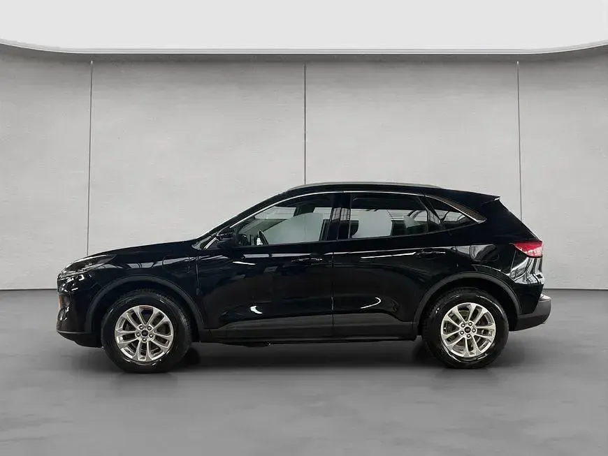 Gebraucht Ford Kuga Titanium 224 PS (164 kW) 2022 Schwarz SUV