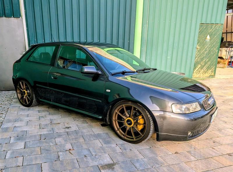 Grau Gebraucht 2001 Audi S3 Coupé | 10.000 € - Bild 1/4