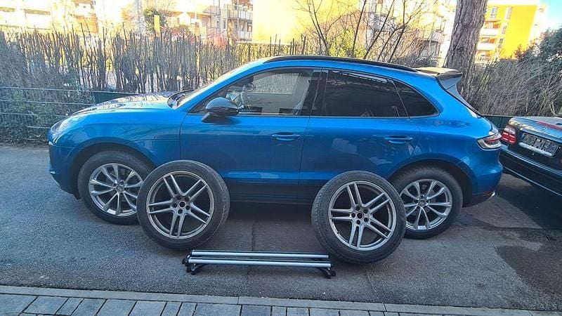 Gebraucht Porsche Macan 245 PS (180 kW) 2019 Blau SUV