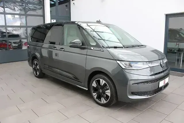 Używany VW Multivan Edition 150 KM (110 kW) 2024 Andere Minivan