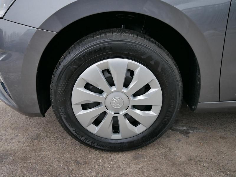 Neu Skoda Fabia Selection 116 PS (85 kW) 2025 Graphite grau metallic Limousine