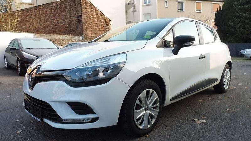 Weiß Gebraucht 2019 Renault Clio IV Life Limousine | 8.450 € (Guter Preis) - Bild 1/4