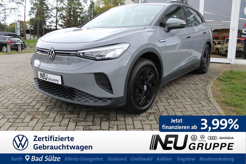 Grau Gebraucht 2021 VW ID.4 Pro Performance SUV | 25.779 € (Superpreis) - Bild 1/4
