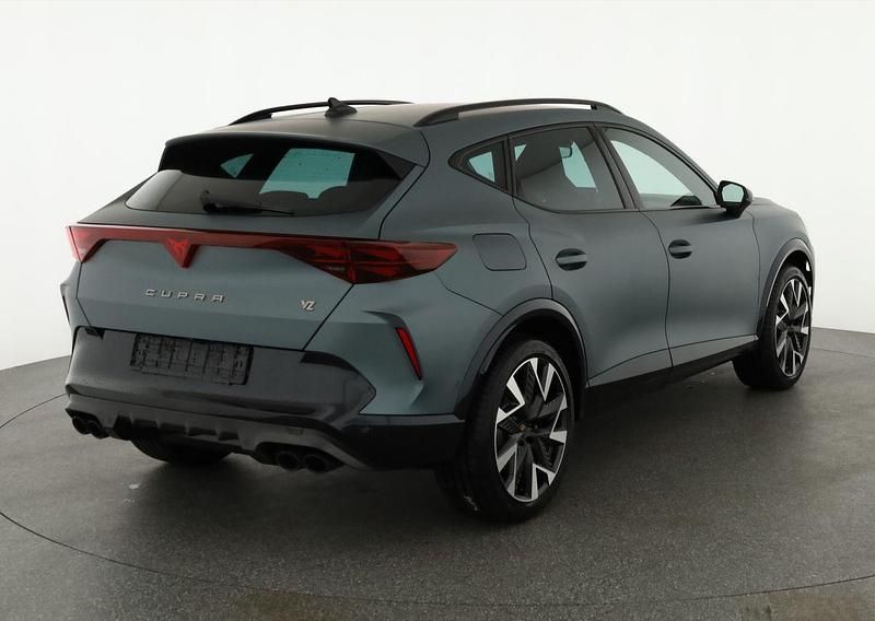 Neu Cupra Formentor VZ 333 PS (244 kW) 2025 Magnetic grau metallic SUV
