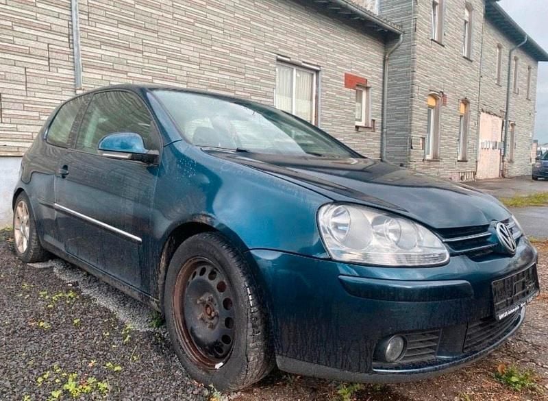 Gebraucht VW Golf VI 90 PS (66 kW) 2008 Blau Kleinwagen