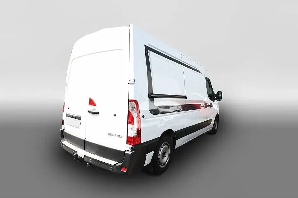 Second-hand Renault Master 179 CP (131 kW) 2022 Alb Monovolum