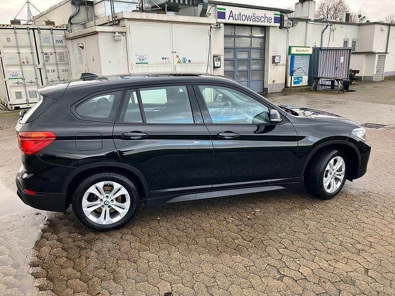 Gebraucht BMW X1 Advantage 220 PS (161 kW) 2021 Schwarz SUV