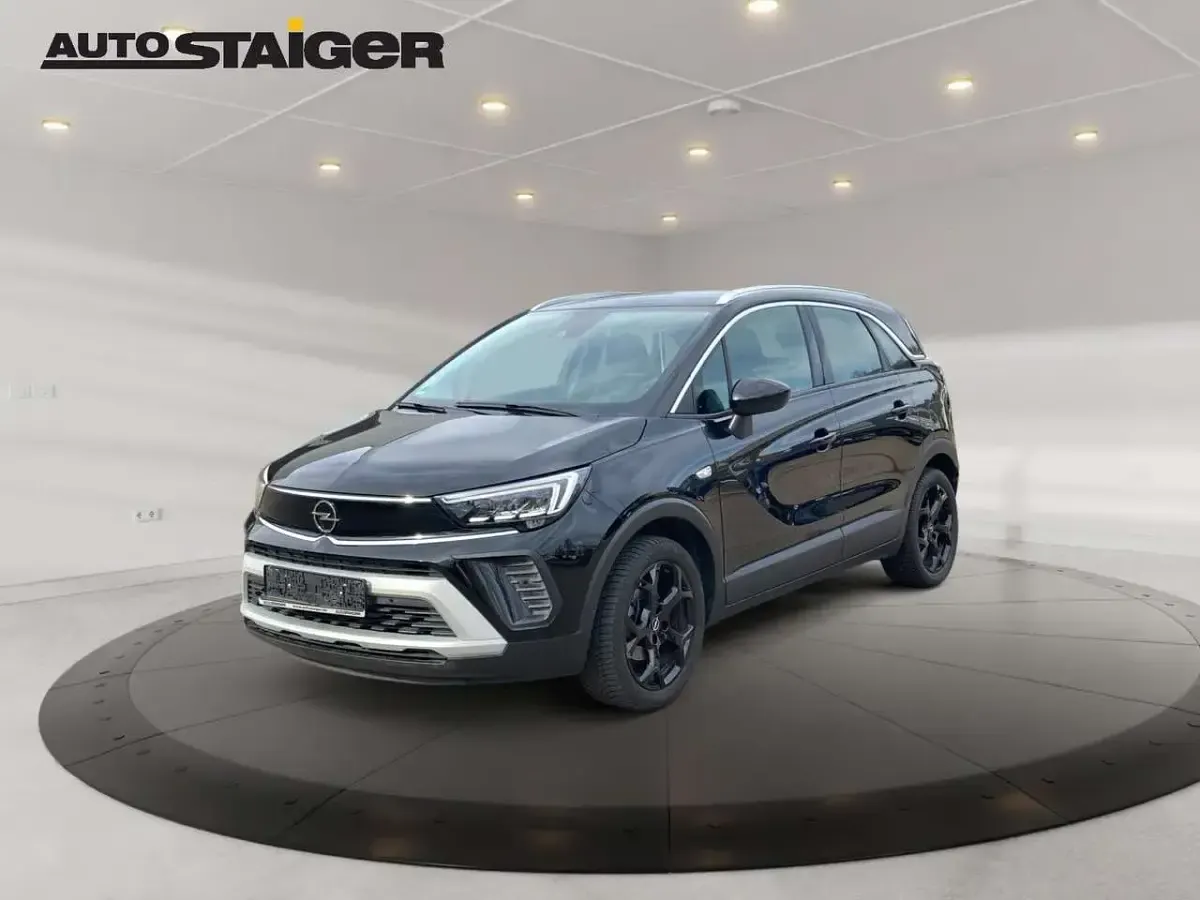 Gebraucht Opel Crossland Elegance 110 PS (80 kW) 2024 Lackierung schwarz perla nera/ SUV