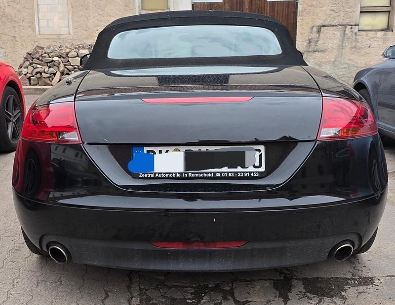 Gebraucht Audi TT Roadster Basis 250 PS (183 kW) 2008 Schwarz Cabrio