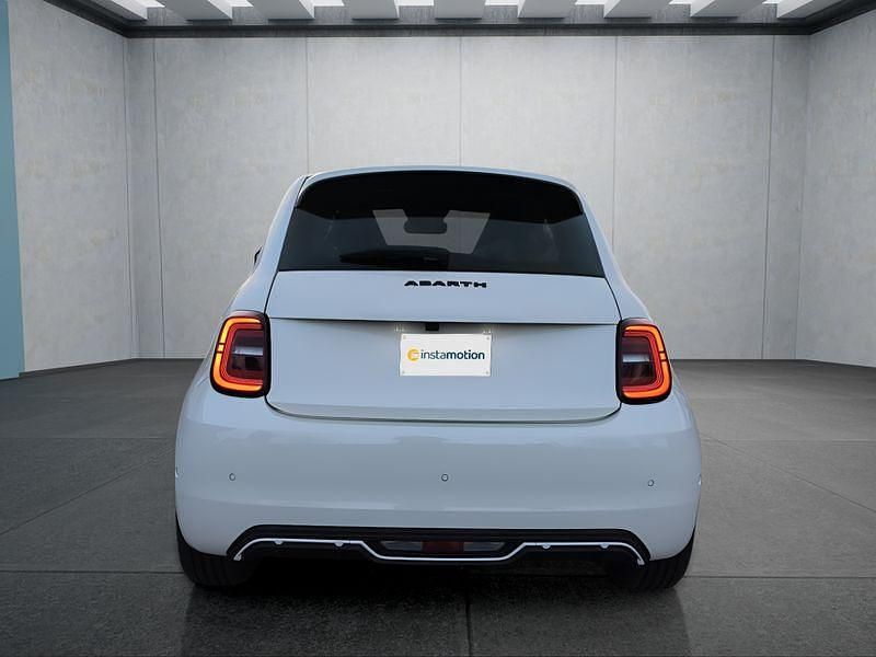 Usata Abarth 500e 114 kW (155 CV) 2025 Bianco Utilitaria