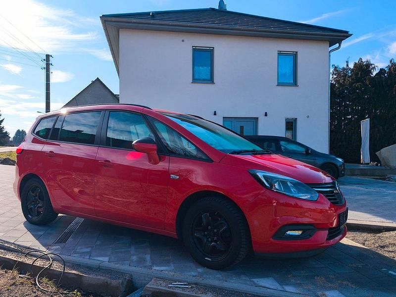 Gebraucht Opel Zafira Tourer 120 PS (88 kW) 2018 Rot Van / Kleinbus