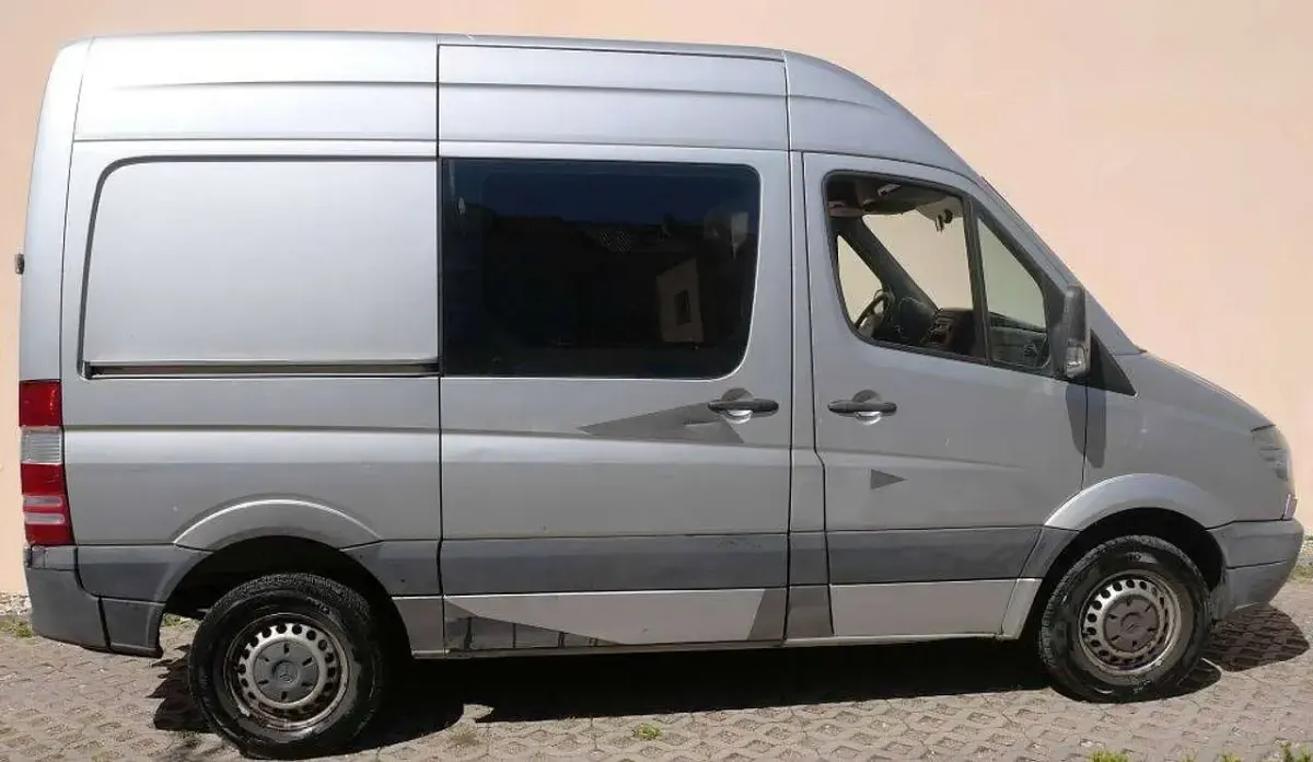 Gebraucht Mercedes Sprinter 129 PS (94 kW) 2007 Grau Van