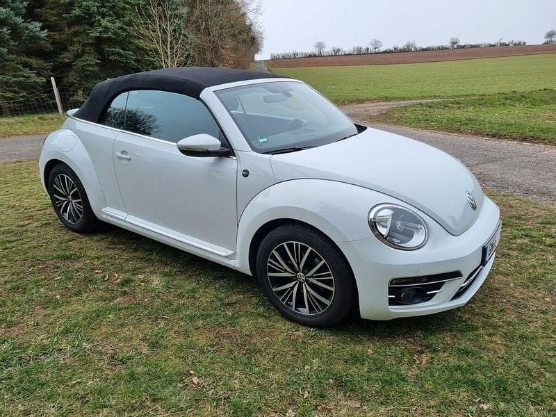 Gebraucht VW Beetle Sound 105 PS (77 kW) 2017 Weiß Kleinwagen