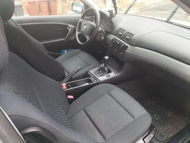 Gebraucht BMW 316 116 PS (85 kW) 2005 Silber Coupé