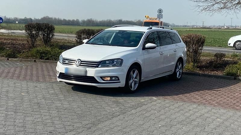 Gebraucht VW Passat R-line 150 PS (110 kW) 2014 Weiß Kombi