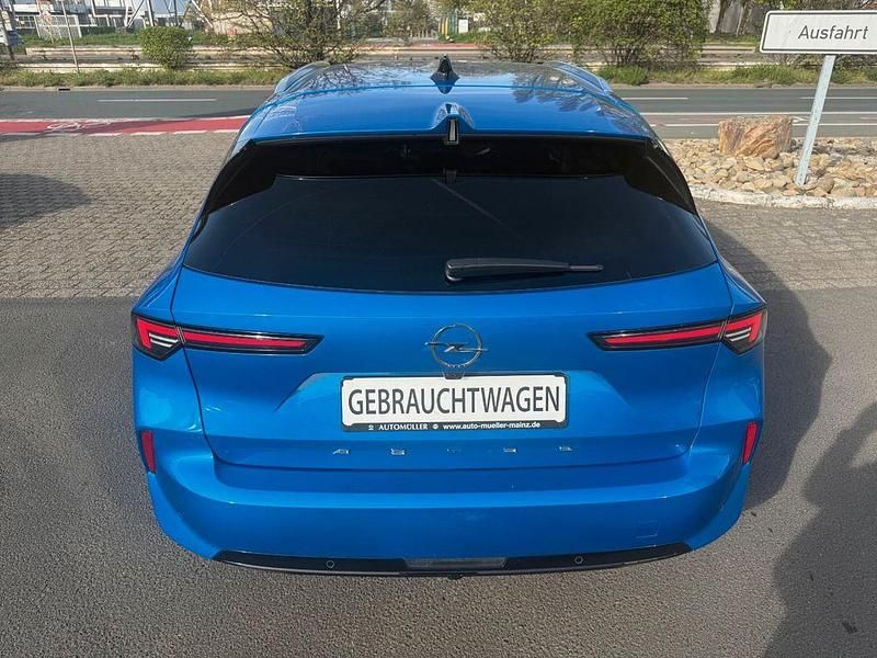Używany Opel Astra Elegance 131 KM (96 kW) 2024 Niebieski Kombi