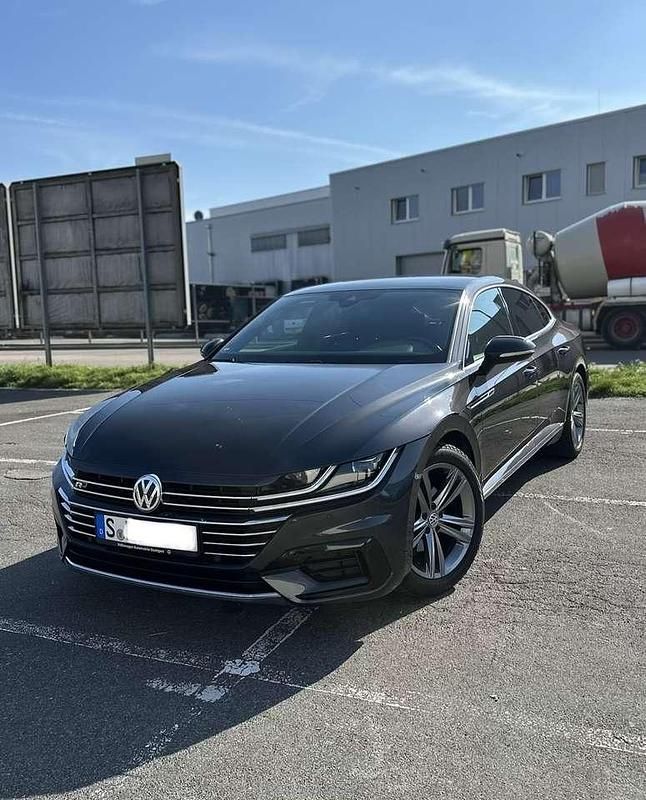 Gebraucht VW Arteon R-line 150 PS (110 kW) 2019 Grau Kleinwagen