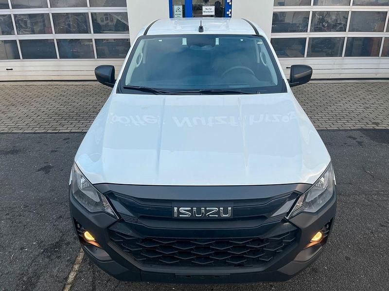 Neu Isuzu D-Max 163 PS (119 kW) 2026 Weiß Pickup
