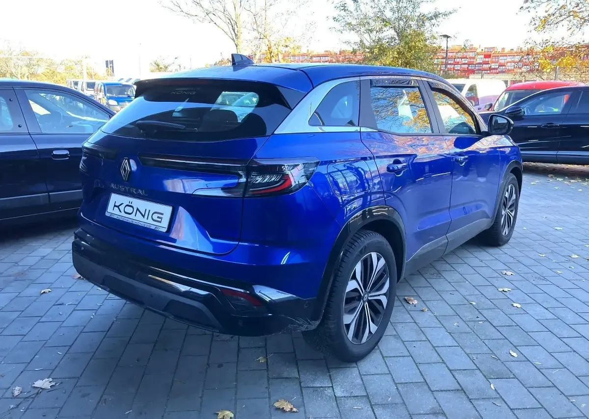 Gebraucht Renault Austral Evolution 140 PS (102 kW) 2024 Blau SUV