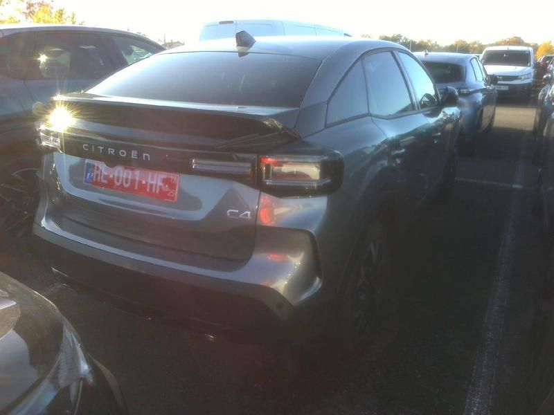 Gebraucht Citroën C4 136 PS (100 kW) 2025 Gris mercury SUV