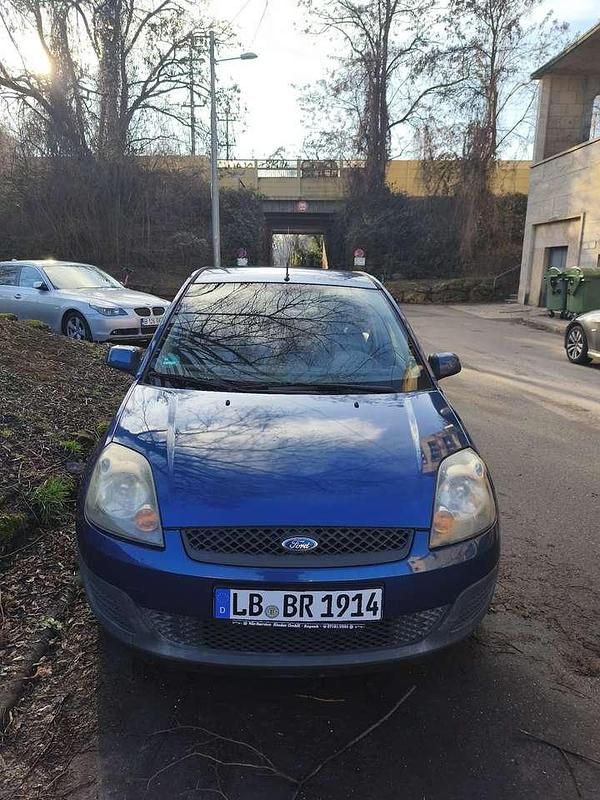 Gebraucht Ford Fiesta 69 PS (50 kW) 2006 Kleinwagen