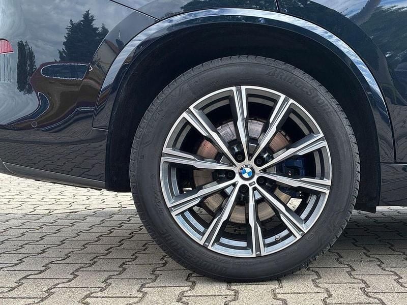 Gebraucht BMW X5 M Sport 340 PS (250 kW) 2021 Carbonschwarz metallic SUV