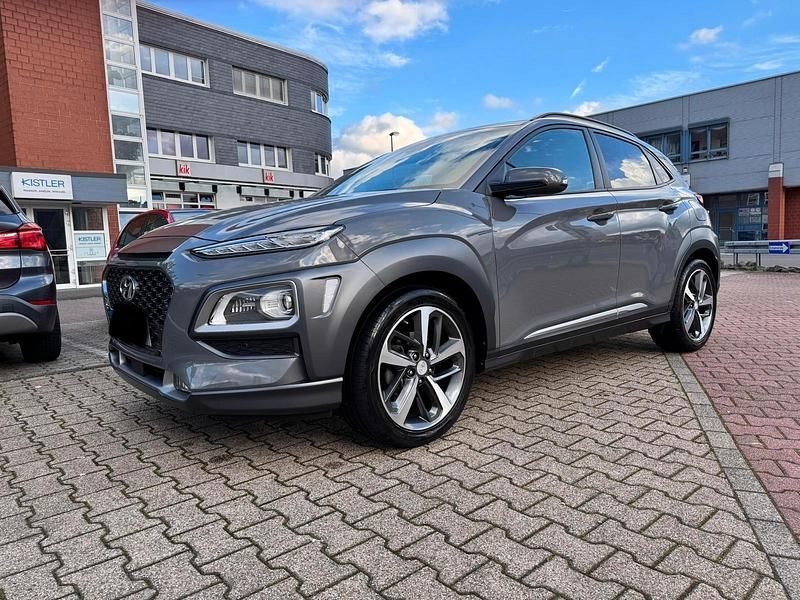 Grau Gebraucht 2019 Hyundai Kona Premium SUV | 11.500 € (Superpreis) - Bild 1/4