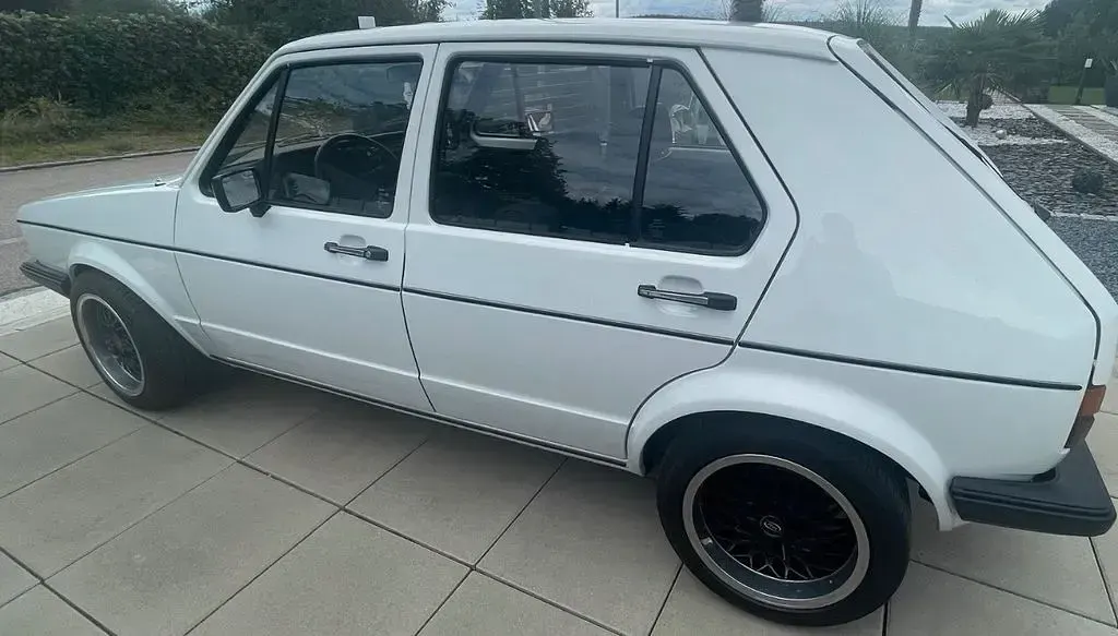 Second-hand VW Golf I 73 CP (53 kW) 1982 Alb Hatchback