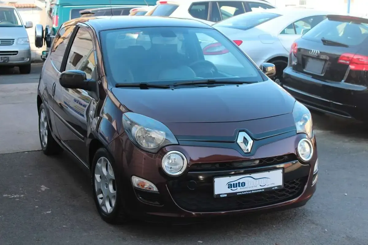 Używany Renault Twingo Dynamique 75 KM (55 kW) 2014 Brązowy Hatchback