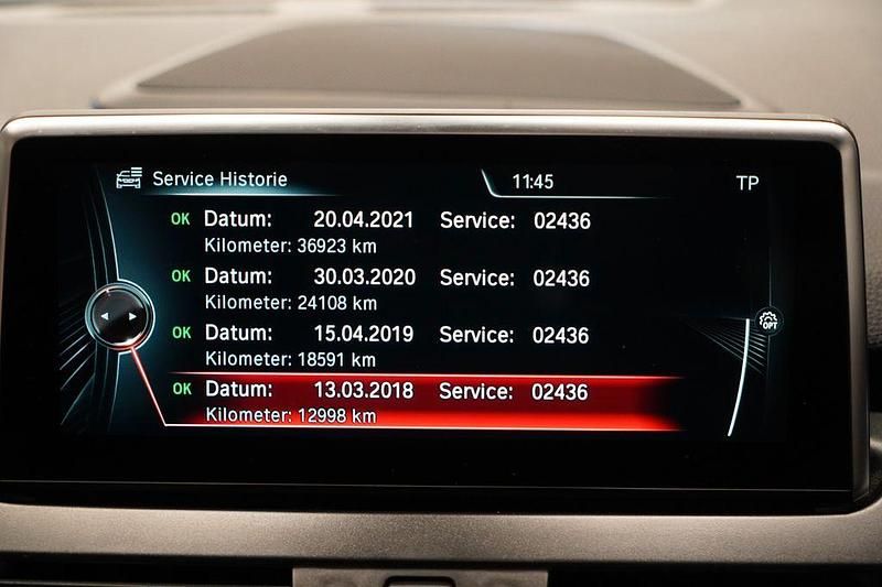 Gebraucht BMW 220 Active Tourer Sport Line 192 PS (141 kW) 2016 Grau Van / Kleinbus