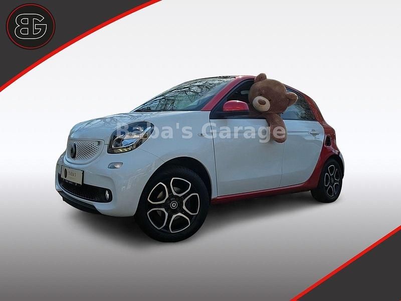 Usata Smart ForFour 90 CV (66 kW) 2017 Bianco Utilitaria